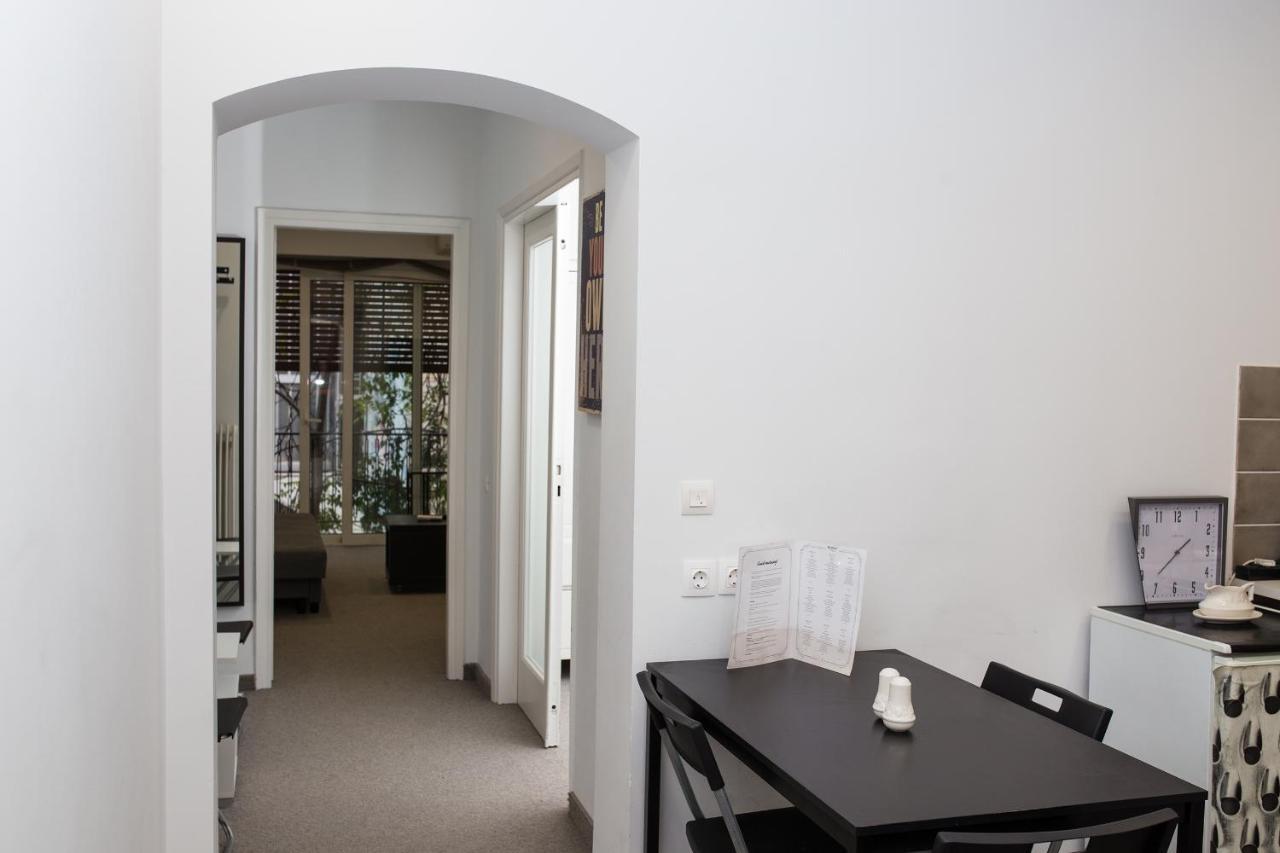 אתונה Dimitras Apartment מראה חיצוני תמונה