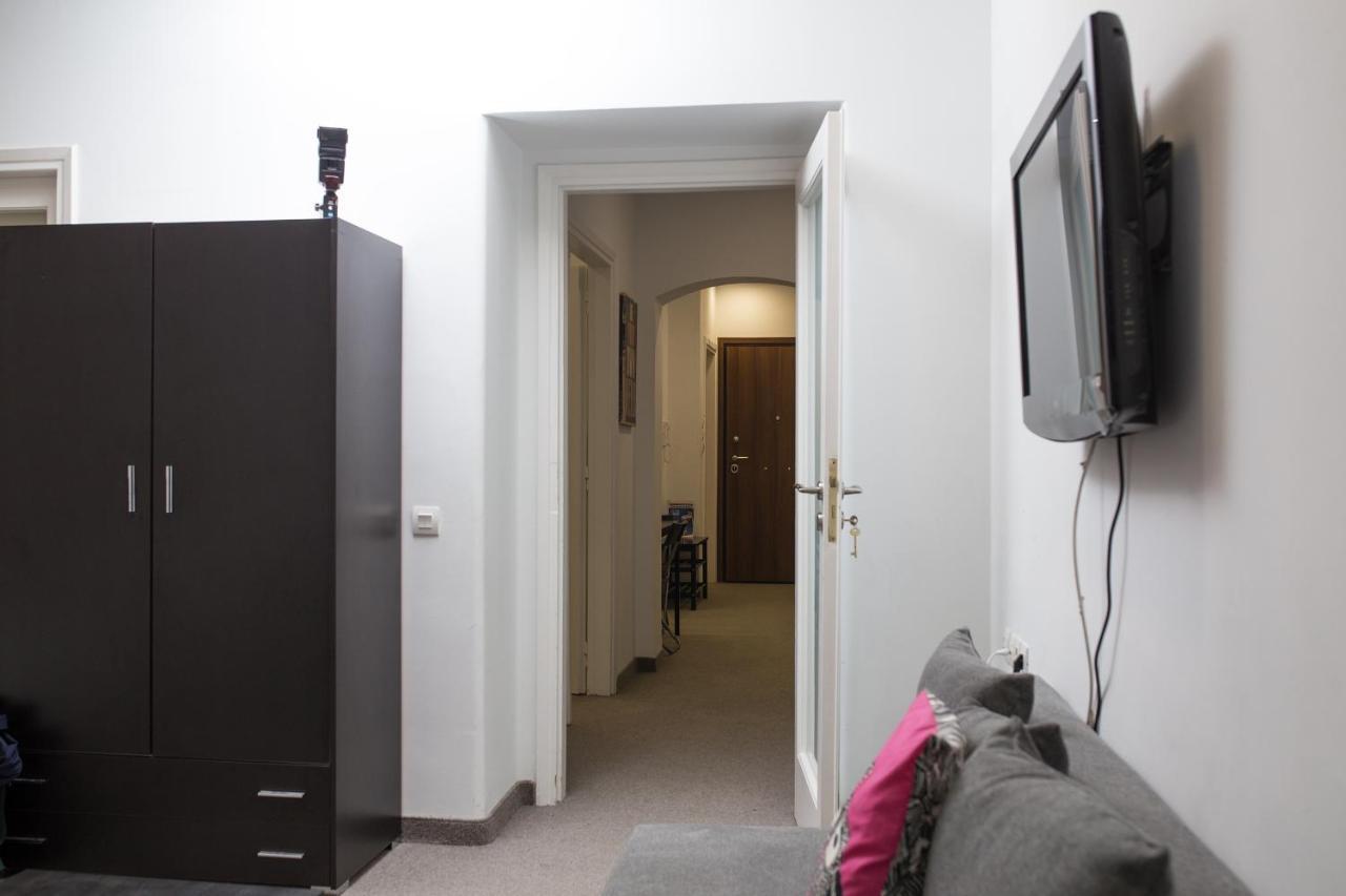 אתונה Dimitras Apartment מראה חיצוני תמונה
